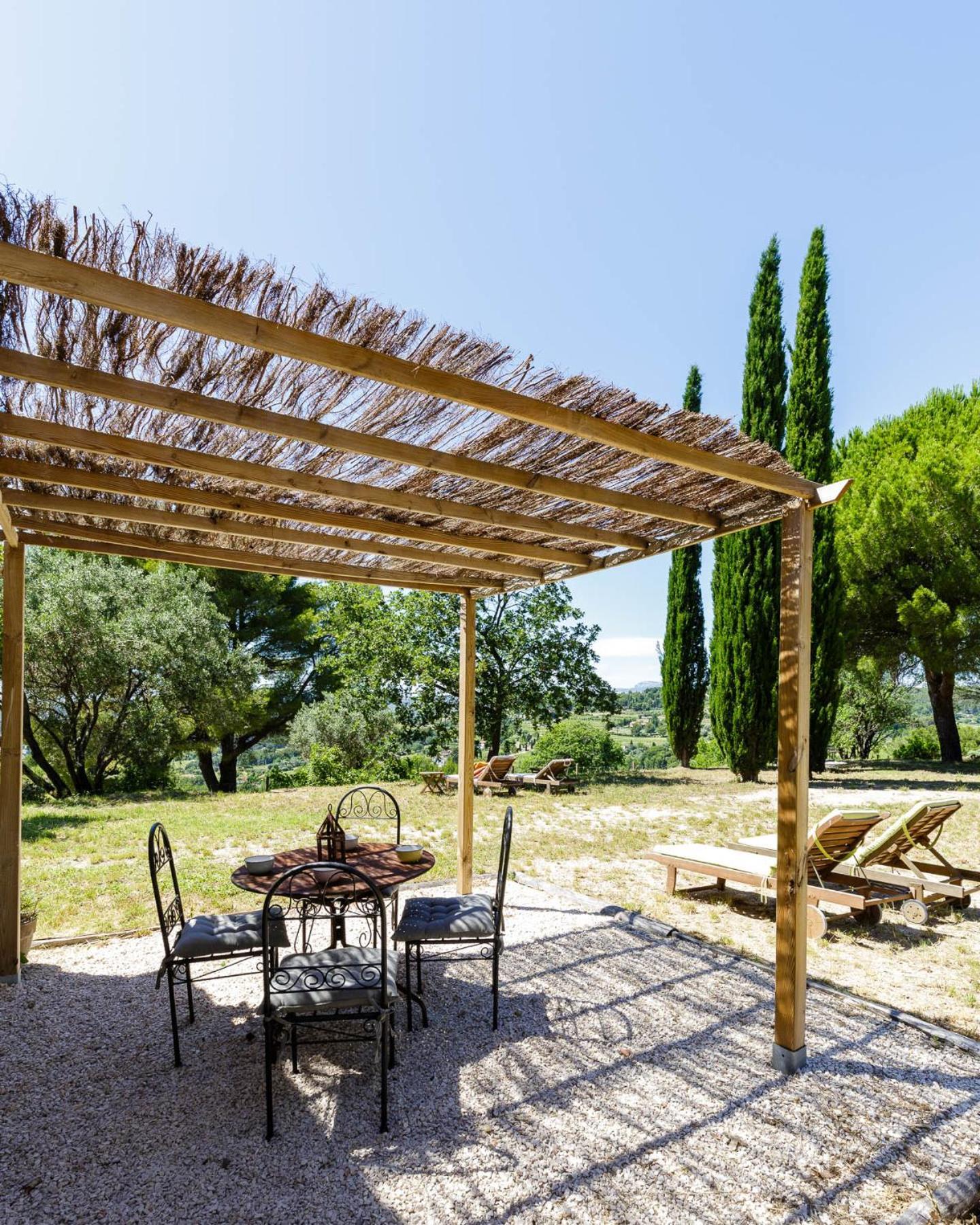 LODGES PARK CASTELLET PROVENCE - Gîtes dans les vignes AOC Bandol à 15 min des plages et du Circuit Paul Ricard F1 Le Beausset Quarto foto